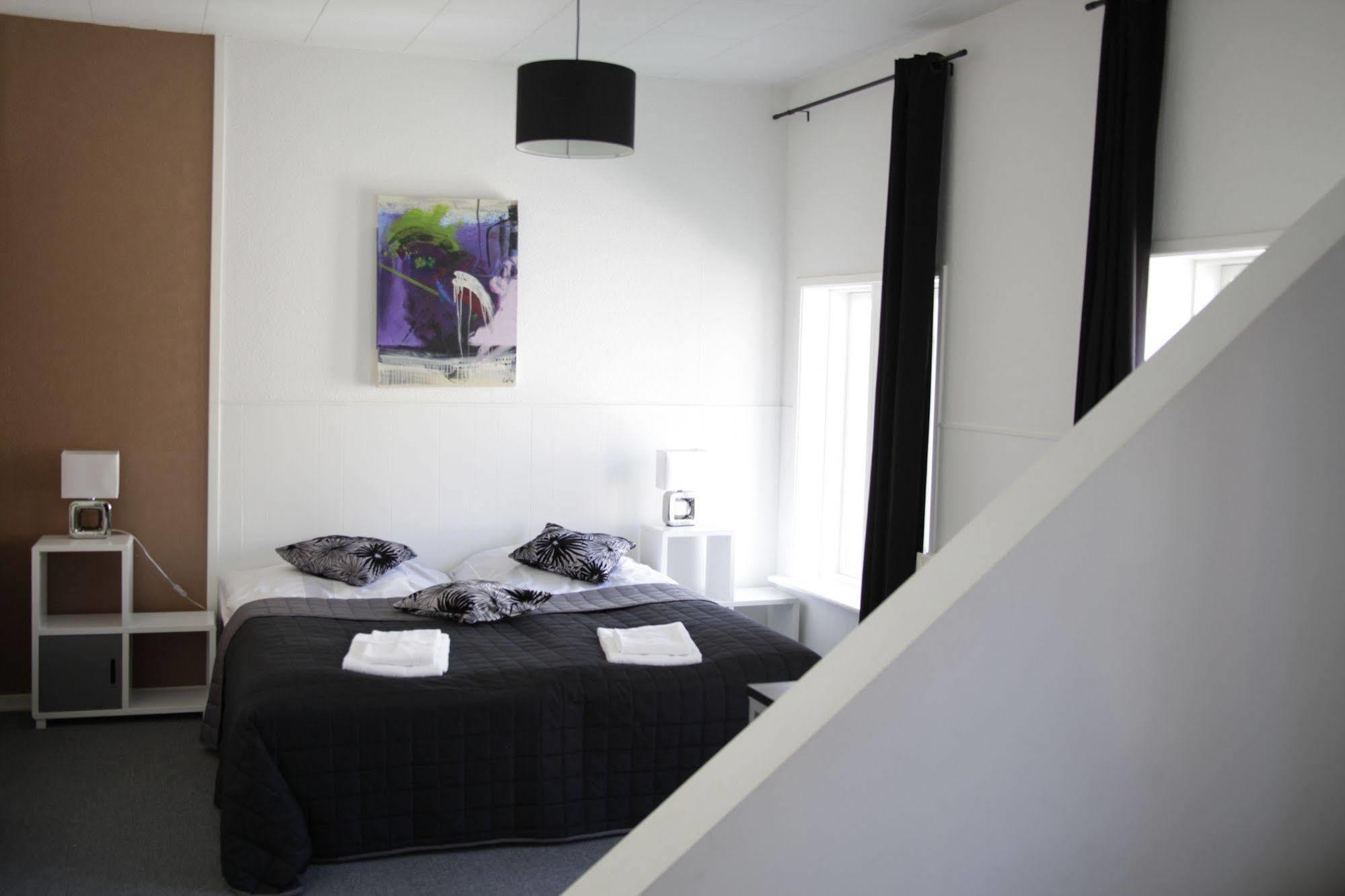 Kanns Hotel Åkirkeby Zewnętrze zdjęcie