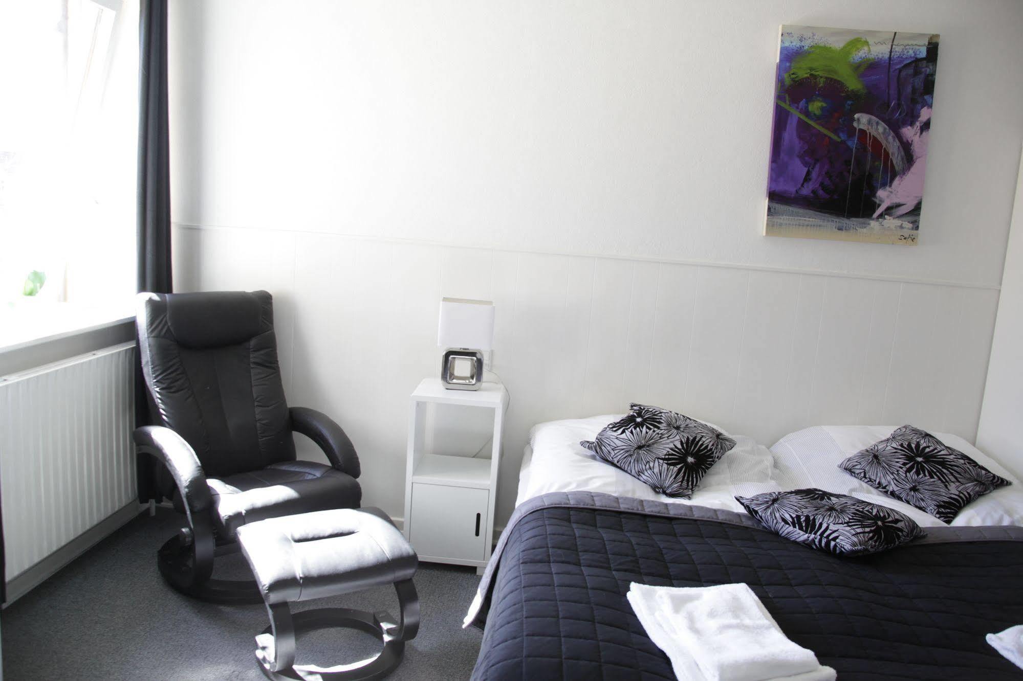 Kanns Hotel Åkirkeby Zewnętrze zdjęcie