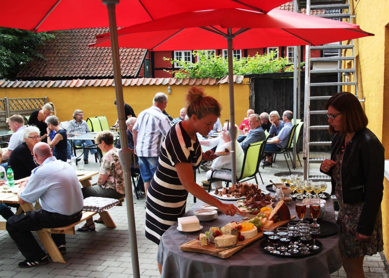 Kanns Hotel Åkirkeby Zewnętrze zdjęcie